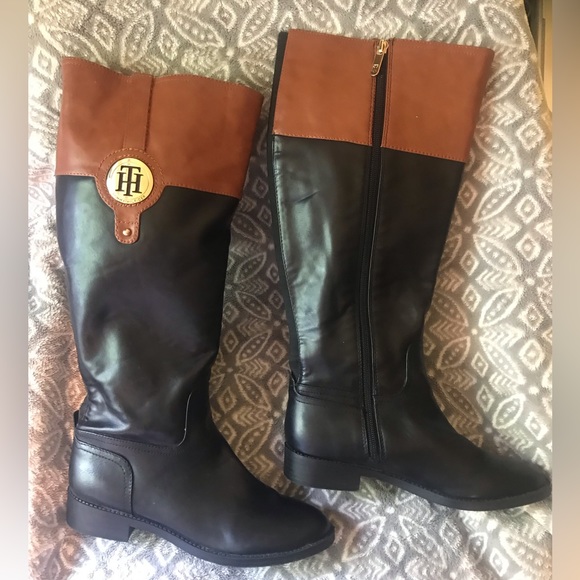 Tommy Hilfiger color block boots - Picture 1 of 5